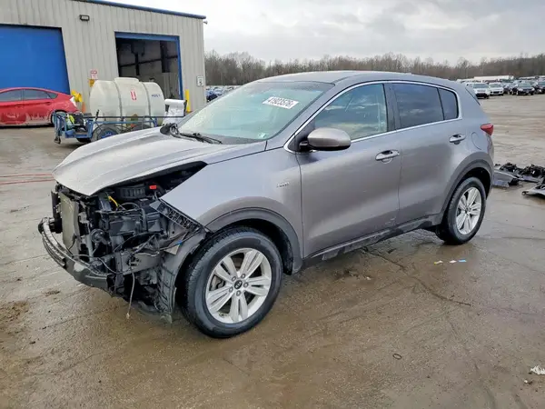 KNDPMCAC9H7096615 2017 KIA SPORTAGE - Image 1