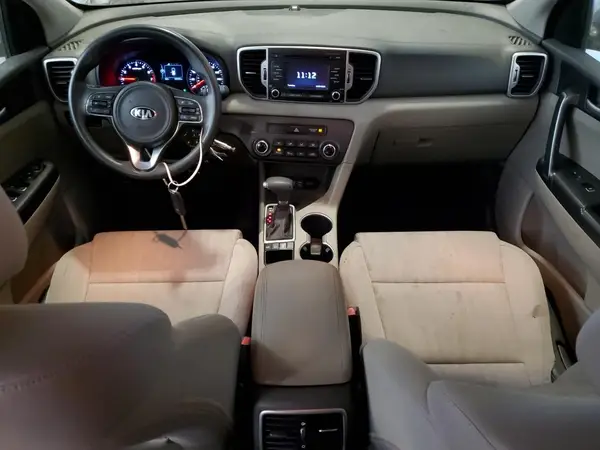 KNDPMCAC9H7096694 2017 KIA SPORTAGE - Image 8
