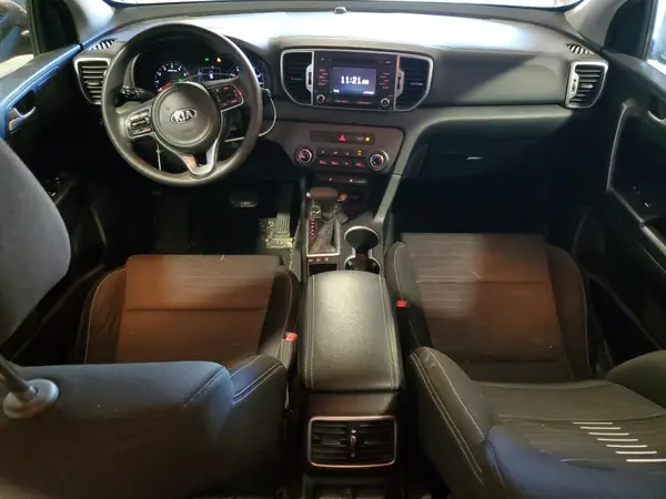KNDPMCAC9H7108827 2017 KIA SPORTAGE - Image 8