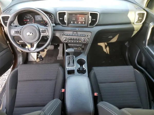 KNDPMCAC9H7112103 2017 KIA SPORTAGE - Image 8