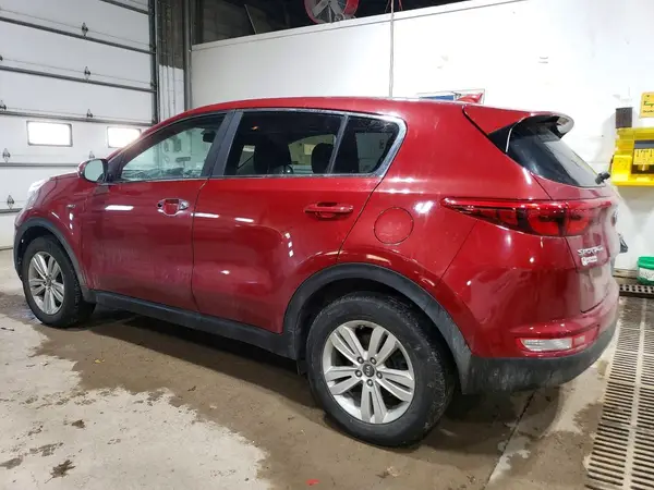 KNDPMCAC9H7116717 2017 KIA SPORTAGE - Image 2