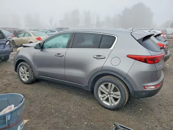 KNDPMCAC9H7117172 2017 KIA SPORTAGE - Image 2