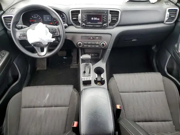 KNDPMCAC9H7117172 2017 KIA SPORTAGE - Image 8