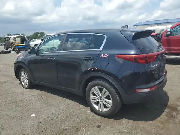 KNDPMCAC9H7117205 2017 KIA SPORTAGE - Image 2