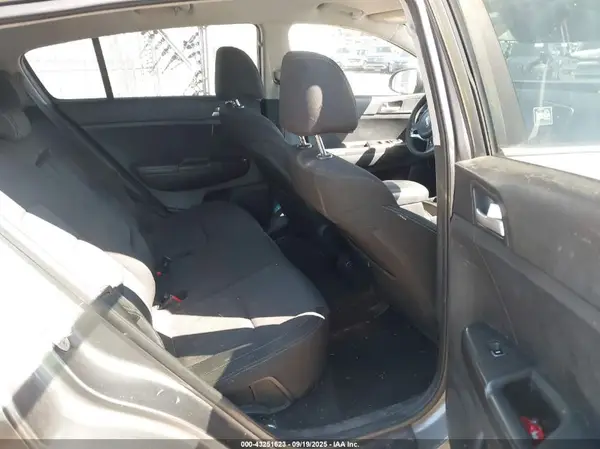 KNDPMCAC9H7121710 2017 KIA SPORTAGE - Image 8