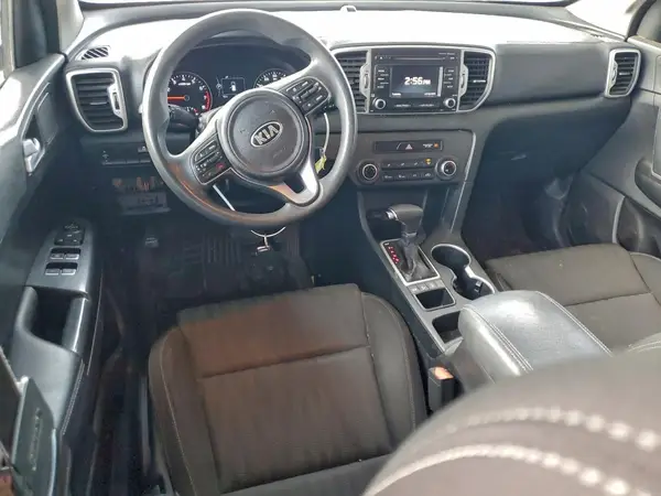 KNDPMCAC9H7128771 2017 KIA SPORTAGE - Image 8