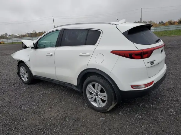 KNDPMCAC9H7182202 2017 KIA SPORTAGE - Image 2