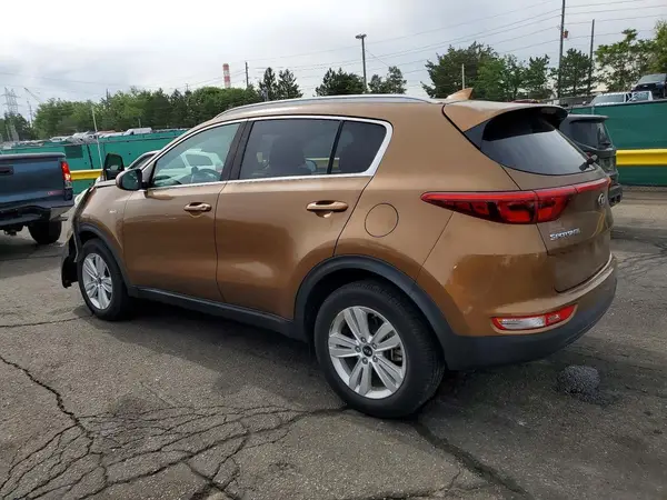 KNDPMCAC9H7198982 2017 KIA SPORTAGE - Image 2