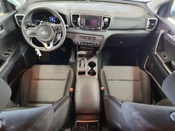 KNDPMCAC9H7202352 2017 KIA SPORTAGE - Image 8