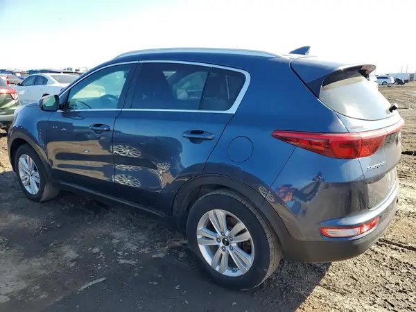 KNDPMCAC9H7203274 2017 KIA SPORTAGE - Image 2