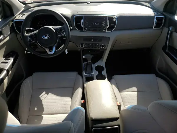 KNDPMCAC9H7206269 2017 KIA SPORTAGE - Image 8