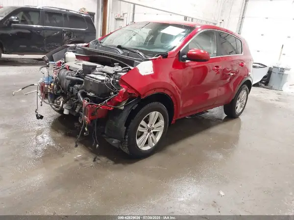 KNDPMCAC9H7220320 2017 KIA SPORTAGE - Image 2