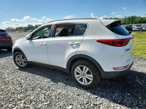 KNDPMCAC9H7236128 2017 KIA SPORTAGE - Image 2