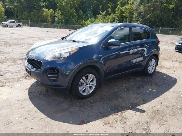 KNDPMCAC9H7238302 2017 KIA SPORTAGE - Image 2
