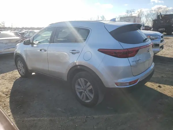 KNDPMCAC9H7239630 2017 KIA SPORTAGE - Image 2