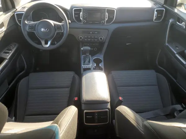 KNDPMCAC9H7239630 2017 KIA SPORTAGE - Image 8