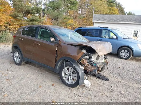 KNDPMCAC9H7258436 2017 KIA SPORTAGE - Image 1