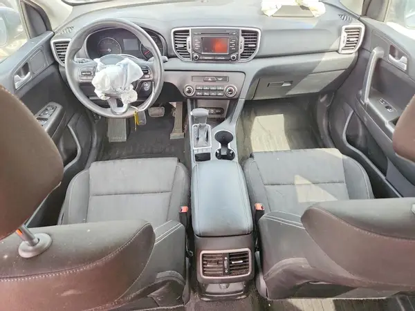 KNDPMCAC9H7258663 2017 KIA SPORTAGE - Image 8