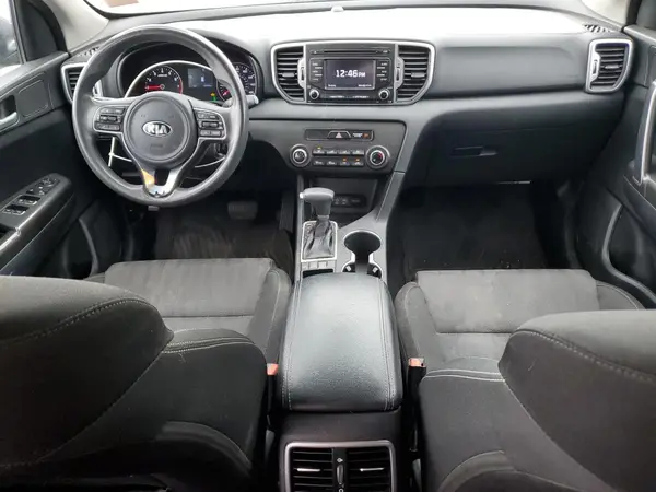 KNDPMCAC9H7275589 2017 KIA SPORTAGE - Image 8