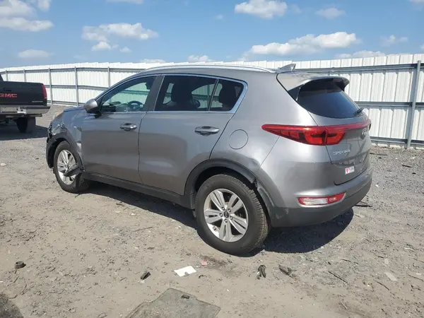 KNDPMCAC9H7285331 2017 KIA SPORTAGE - Image 2
