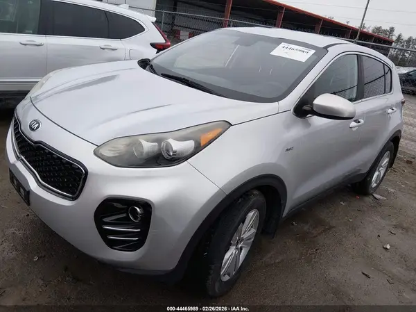 KNDPMCAC9H7291551 2017 KIA SPORTAGE - Image 2