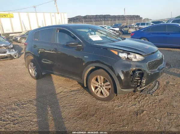 KNDPMCAC9H7294577 2017 KIA SPORTAGE - Image 1