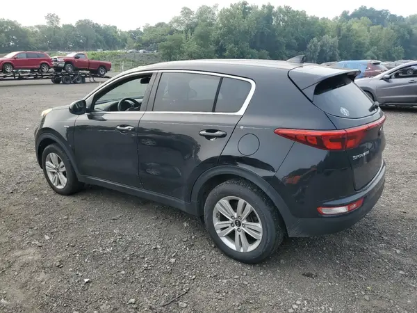 KNDPMCAC9H7296068 2017 KIA SPORTAGE - Image 2