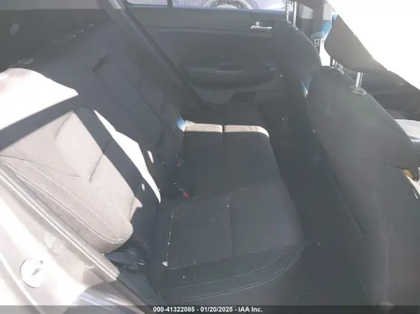 KNDPMCAC9H7298967 2017 KIA SPORTAGE - Image 8