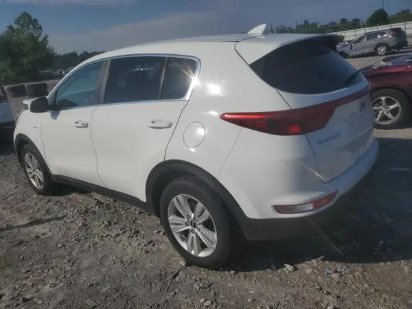 KNDPMCAC9J7308385 2018 KIA SPORTAGE - Image 2