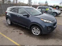 KNDPMCAC9J7319757 2018 KIA SPORTAGE