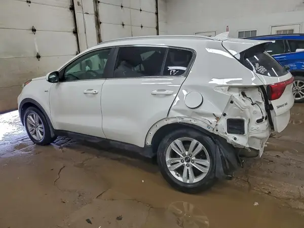 KNDPMCAC9J7321654 2018 KIA SPORTAGE - Image 2