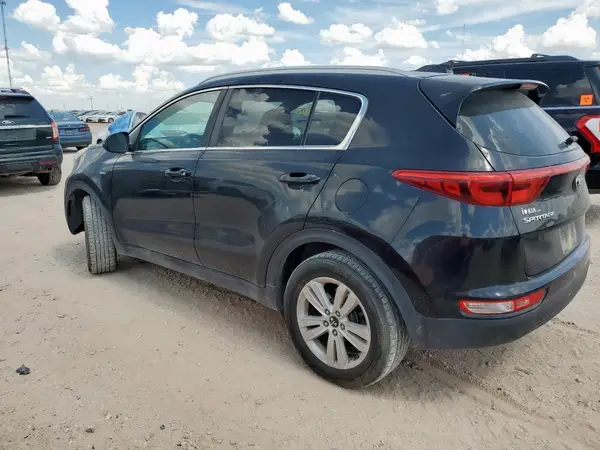 KNDPMCAC9J7325526 2018 KIA SPORTAGE - Image 2