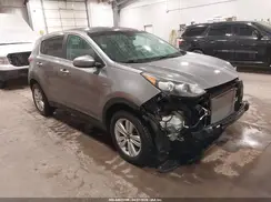 KNDPMCAC9J7344271 2018 KIA SPORTAGE