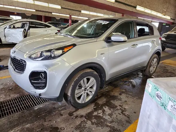 KNDPMCAC9J7347414 2018 KIA SPORTAGE - Image 1
