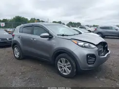 KNDPMCAC9J7348224 2018 KIA SPORTAGE