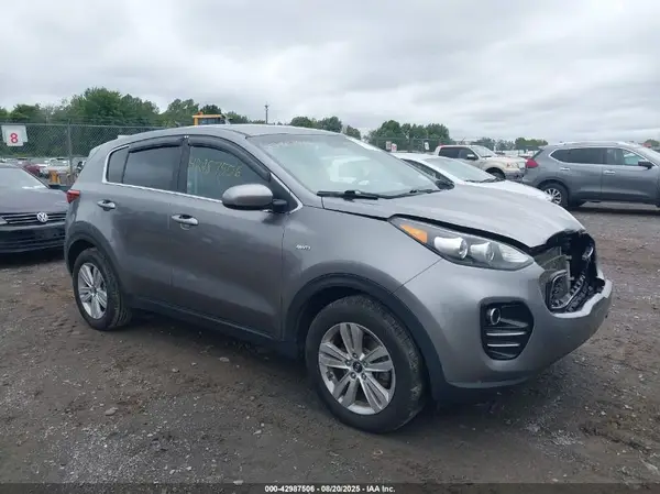 KNDPMCAC9J7348224 2018 KIA SPORTAGE - Image 1
