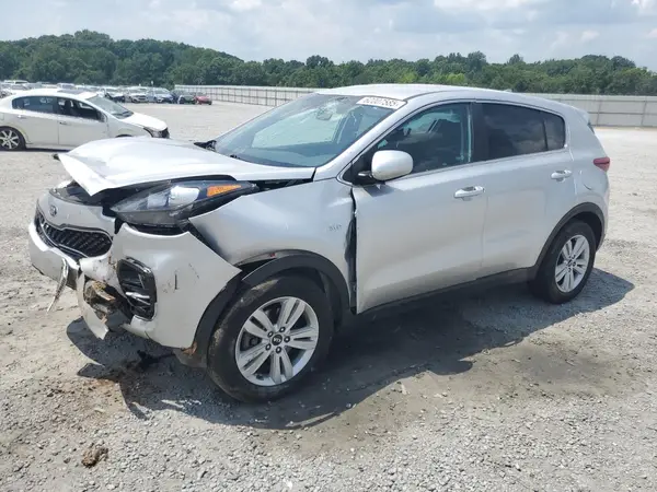 KNDPMCAC9J7364228 2018 KIA SPORTAGE - Image 1