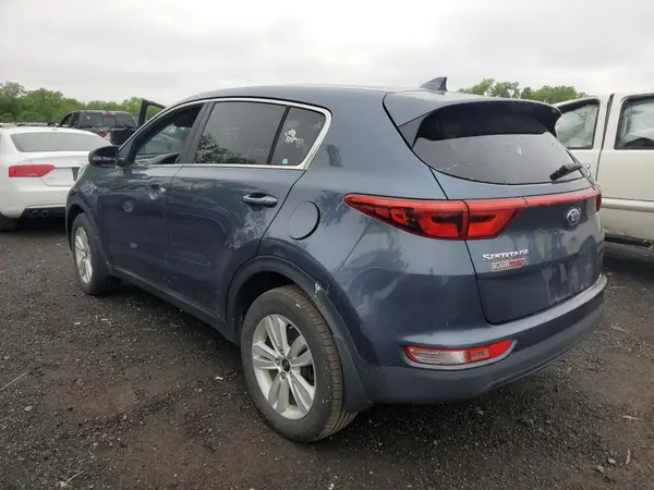 KNDPMCAC9J7377061 2018 KIA SPORTAGE - Image 2