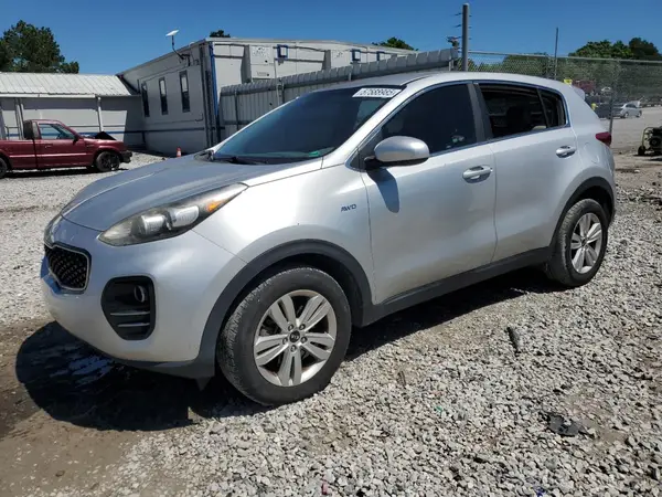 KNDPMCAC9J7378291 2018 KIA SPORTAGE - Image 1