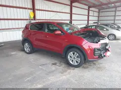 KNDPMCAC9J7386293 2018 KIA SPORTAGE