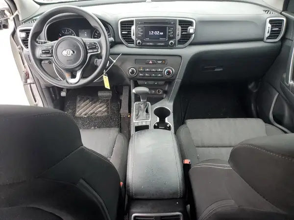 KNDPMCAC9J7388030 2018 KIA SPORTAGE - Image 8