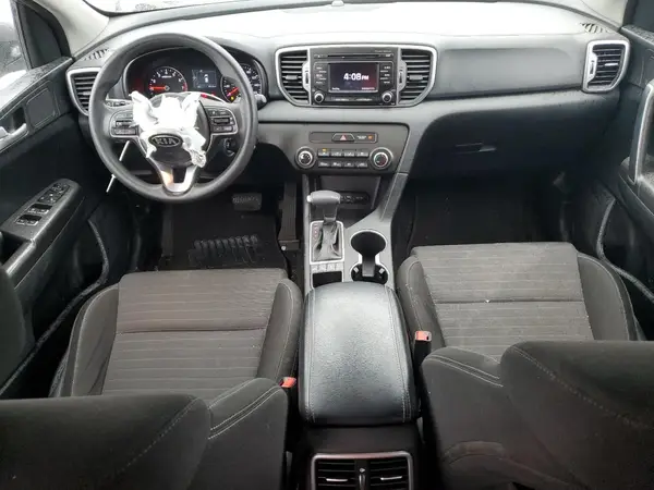 KNDPMCAC9J7419535 2018 KIA SPORTAGE - Image 8