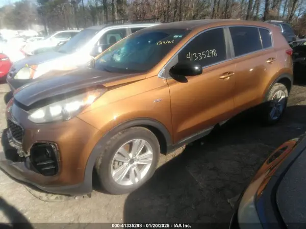 KNDPMCAC9J7423360 2018 KIA SPORTAGE - Image 2