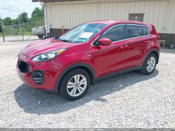 KNDPMCAC9J7423679 2018 KIA SPORTAGE - Image 2
