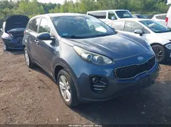 KNDPMCAC9J7424668 2018 KIA SPORTAGE