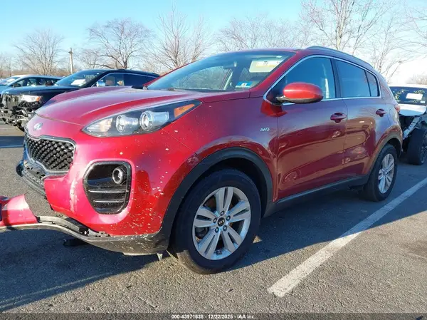 KNDPMCAC9J7433936 2018 KIA SPORTAGE - Image 2
