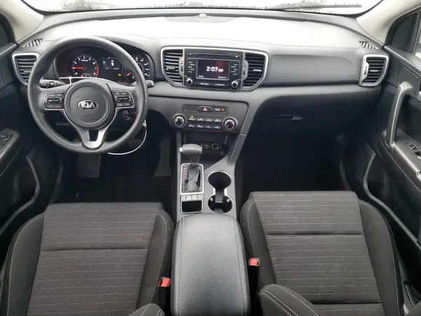 KNDPMCAC9J7448291 2018 KIA SPORTAGE - Image 8