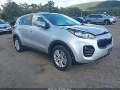 KNDPMCAC9J7448372 2018 KIA SPORTAGE