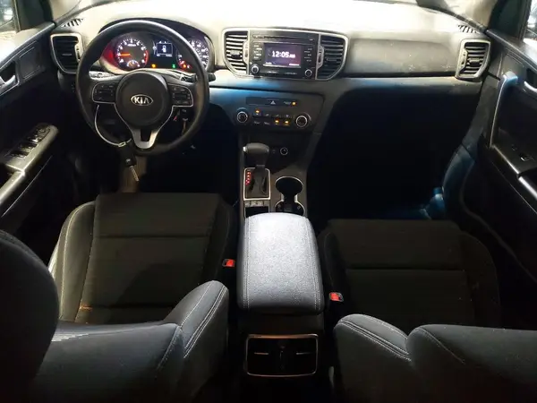 KNDPMCAC9J7450879 2018 KIA SPORTAGE - Image 8