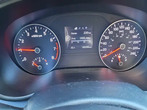 KNDPMCAC9J7452812 2018 KIA SPORTAGE - Image 8